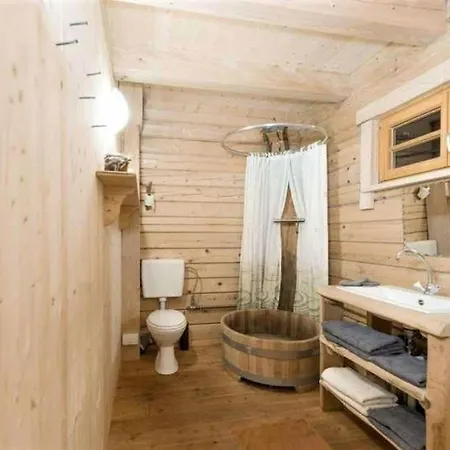 Blockhaus Schwarzwald Hutte بيت للعطل