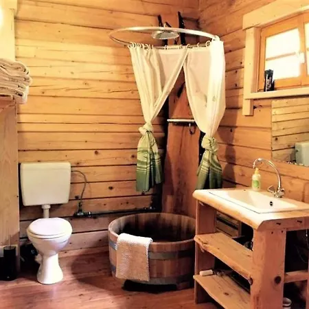 Blockhaus Schwarzwald Hutte بيت للعطل شنكنزل